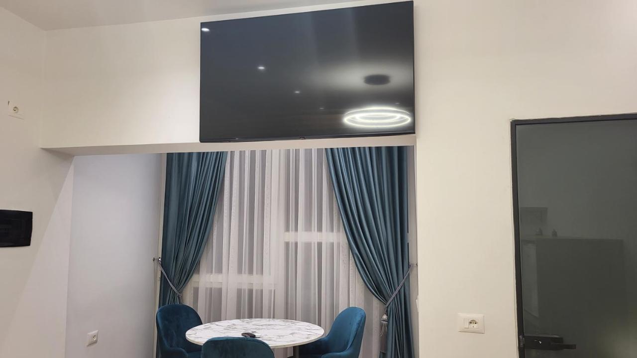 Karanxha'S Room Tiran Dış mekan fotoğraf