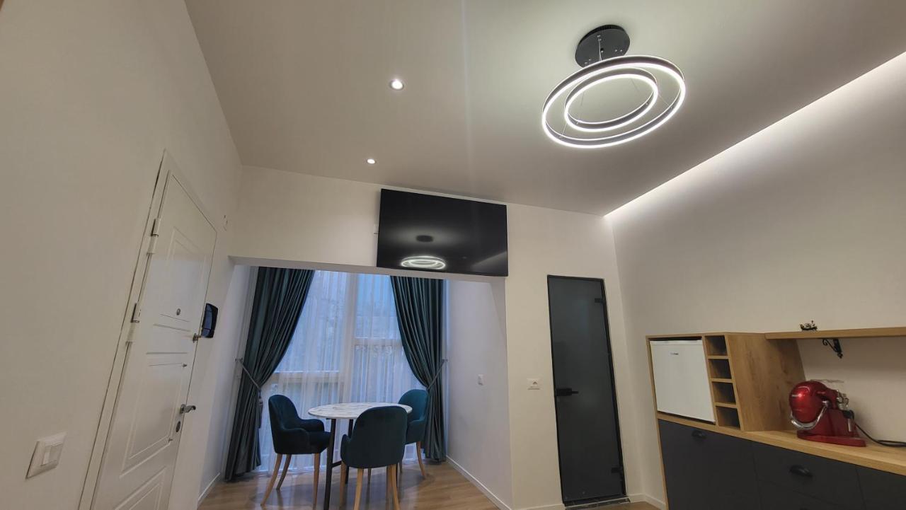 Karanxha'S Room Tiran Dış mekan fotoğraf